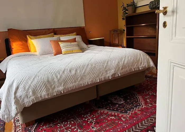 Apartament Spacious Historical Art Oasis In The Center