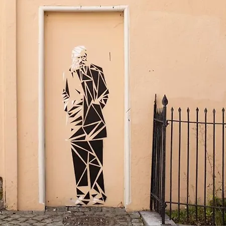 Spacious Historical Art Oasis In The Center Apartment Bergen