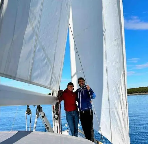 Spacious Historical Art Oasis In The Center Διαμέρισμα