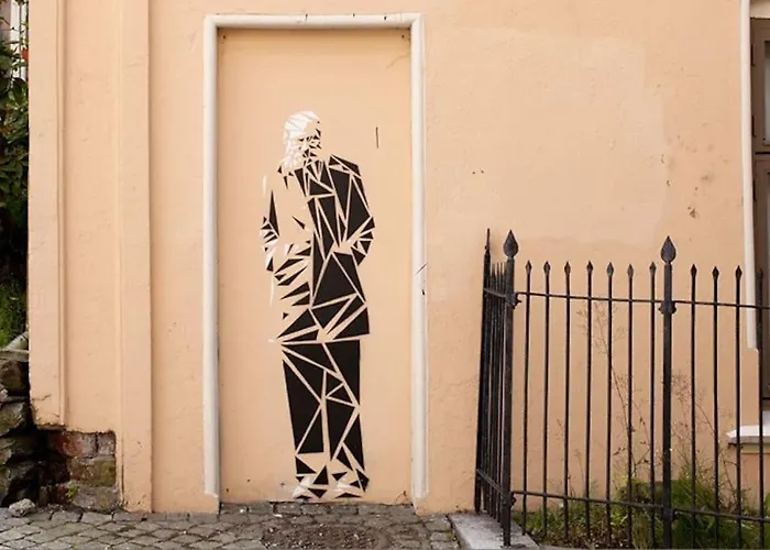 Spacious Historical Art Oasis In The Center Διαμέρισμα Μπέργκεν