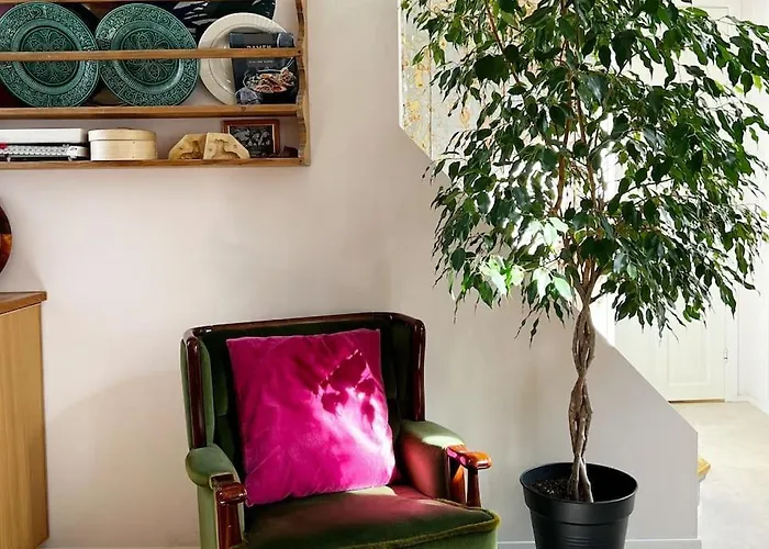 Appartement Spacious Historical Art Oasis In The Center Bergen